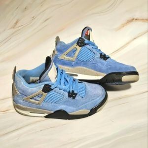 Jordan 4 University Blue Size 4 Youth